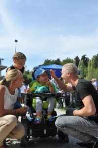 Jakob und Julian mit Jakobs Mama und Schwester